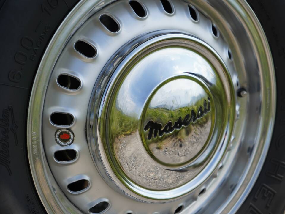 Image 24/75 of Maserati 3500 GT Touring (1961)