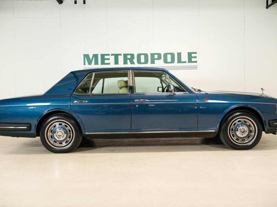 Image 11/48 of Rolls-Royce Silver Spirit (1983)