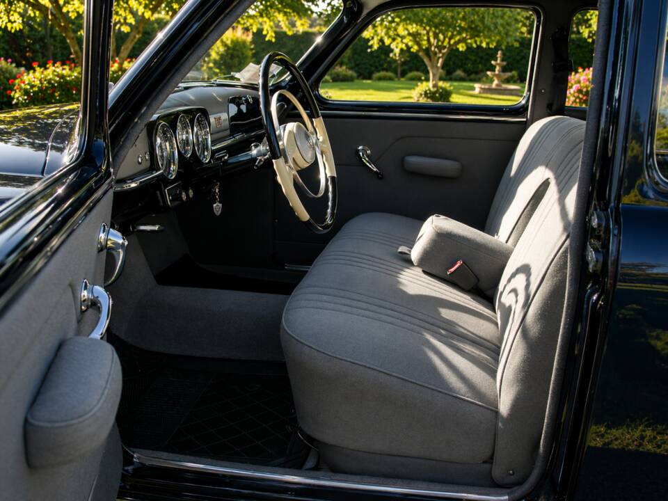 Immagine 6/17 di Alfa Romeo 1900 Super Berlina (1954)