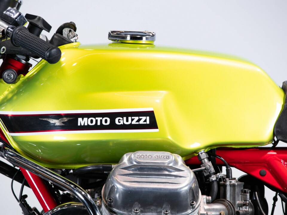 Image 10/50 of Moto Guzzi DUMMY (1971)