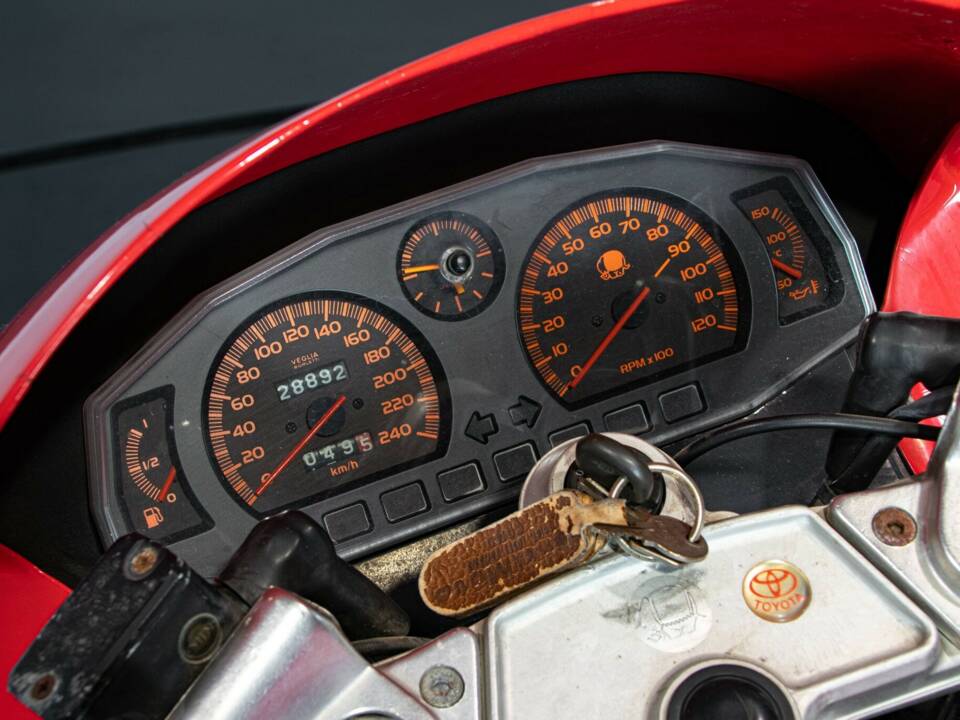 Image 46/50 de Ducati 750 Paso (1987)
