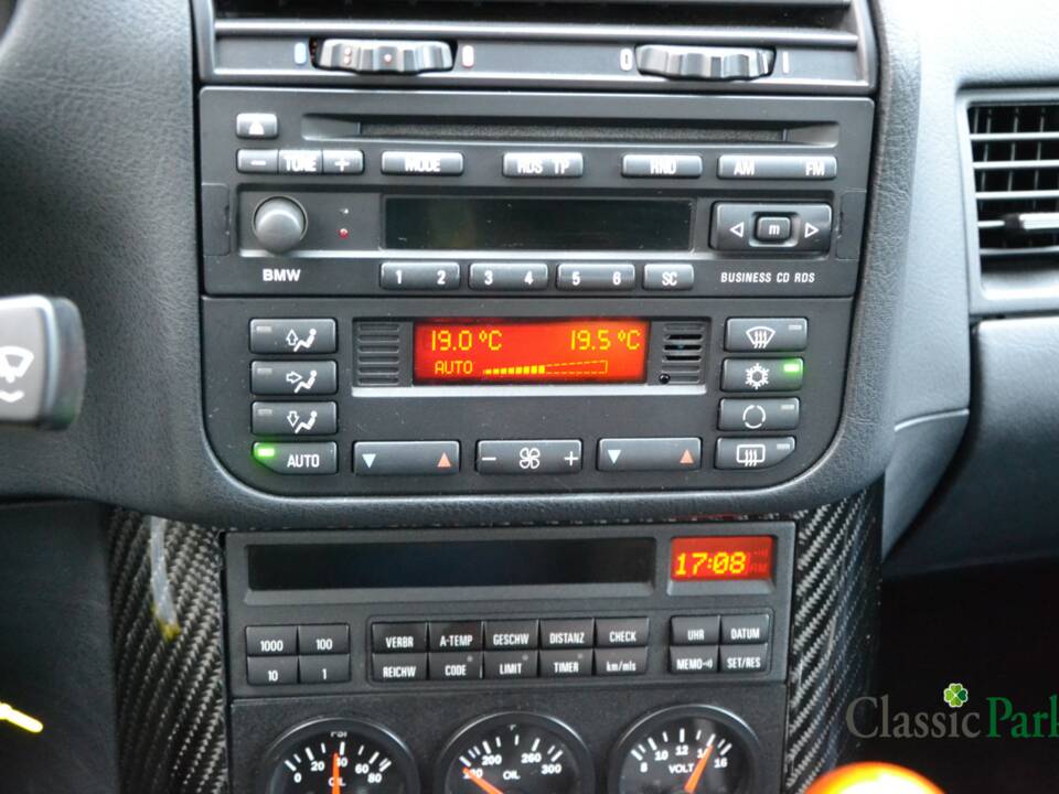 Image 28/50 of BMW 323i (1998)