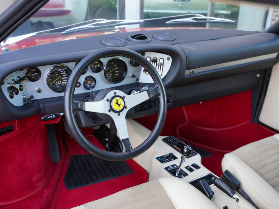 Image 3/50 of Ferrari Dino 308 GT4 (1976)