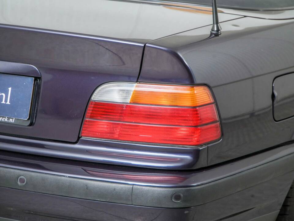 Bild 30/50 von BMW 318i (1996)