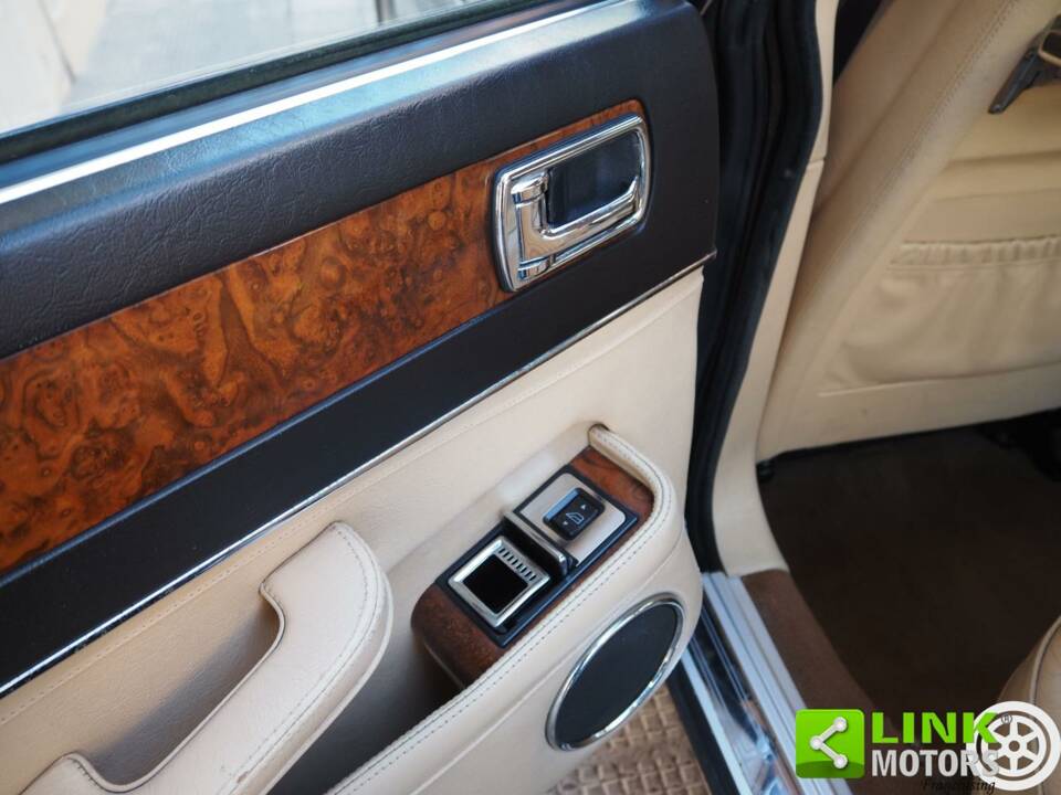 Bild 28/50 von Jaguar Sovereign 3.6 (1988)