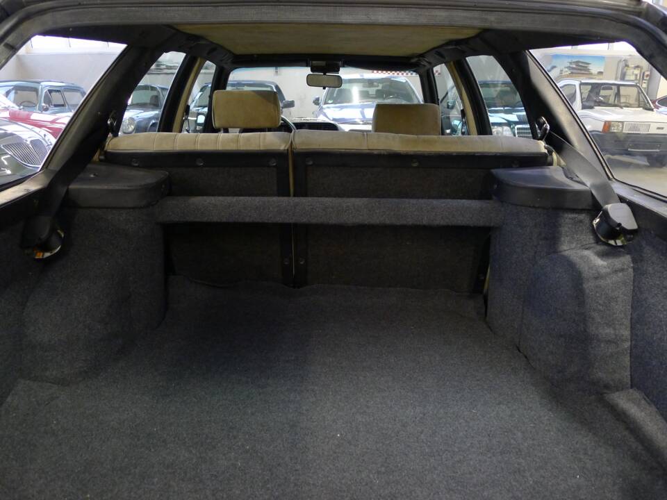Bild 2/41 von Lancia Thema Station Wagon Turbo DS (1985)