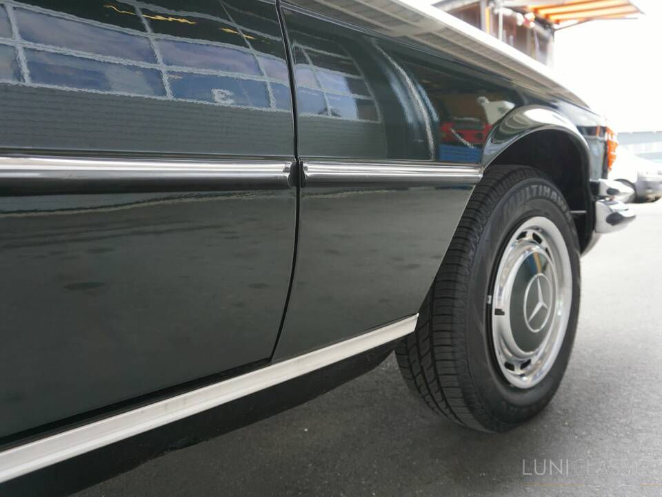 Bild 31/71 von Mercedes-Benz 280 S (1973)