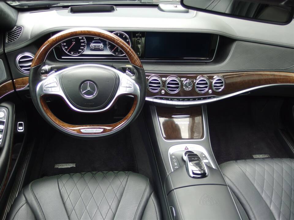 Bild 16/99 von Mercedes-Benz Maybach S 500 (2015)