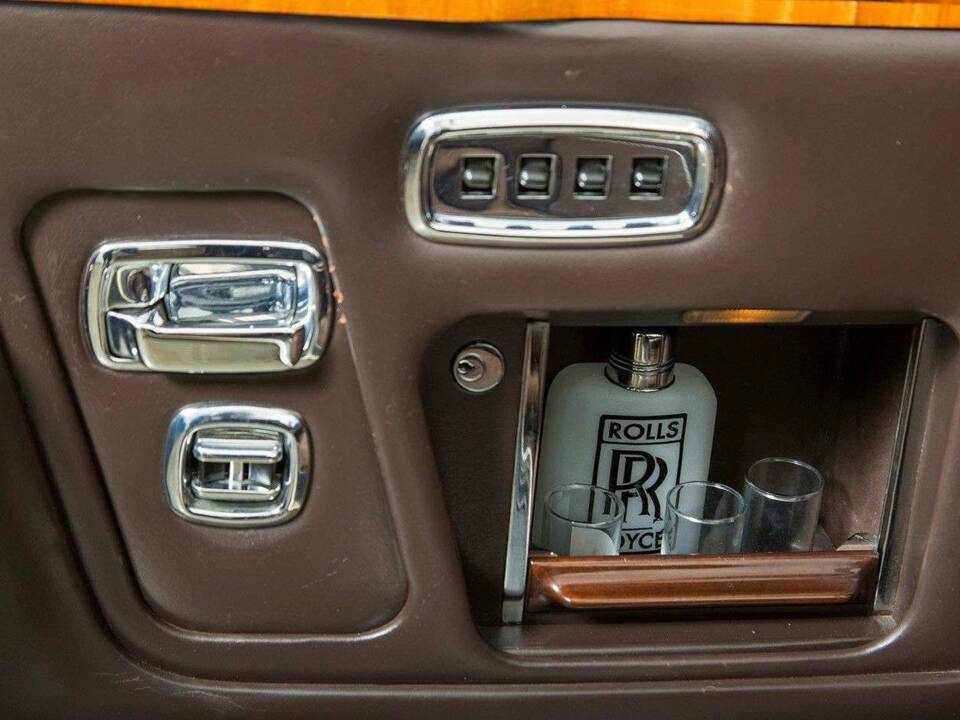 Bild 14/22 von Rolls-Royce Corniche I (1986)