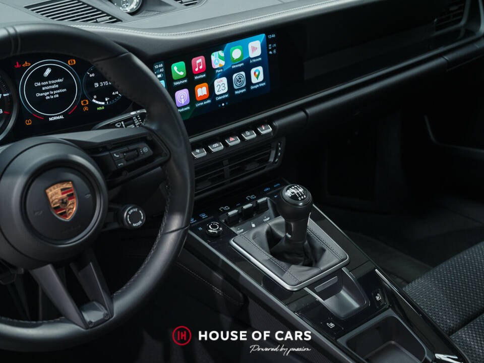 Image 20/25 of Porsche 911 Carrera T (2023)