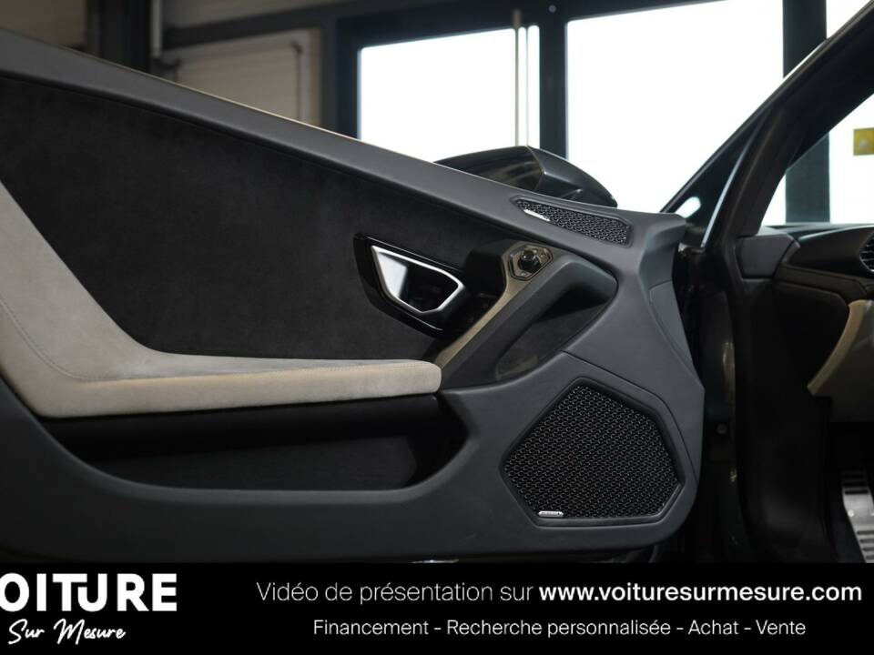 Image 29/44 de Lamborghini Huracán Spyder (2016)