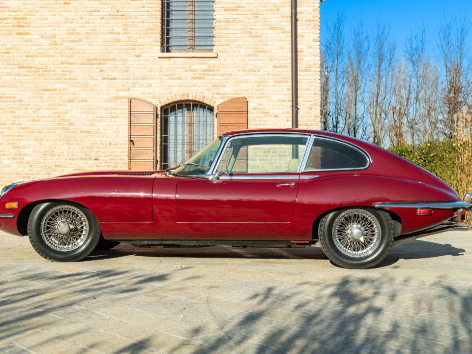 Bild 7/50 von Jaguar Type E (2+2) (1970)