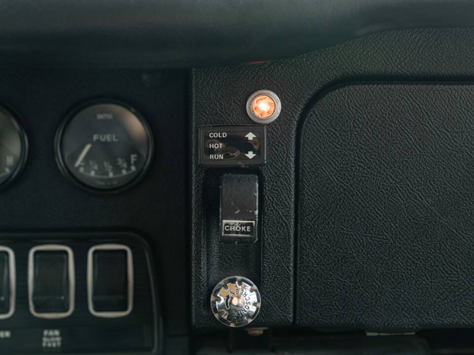 Bild 40/50 von Jaguar E-Type V12 (2+2) (1971)