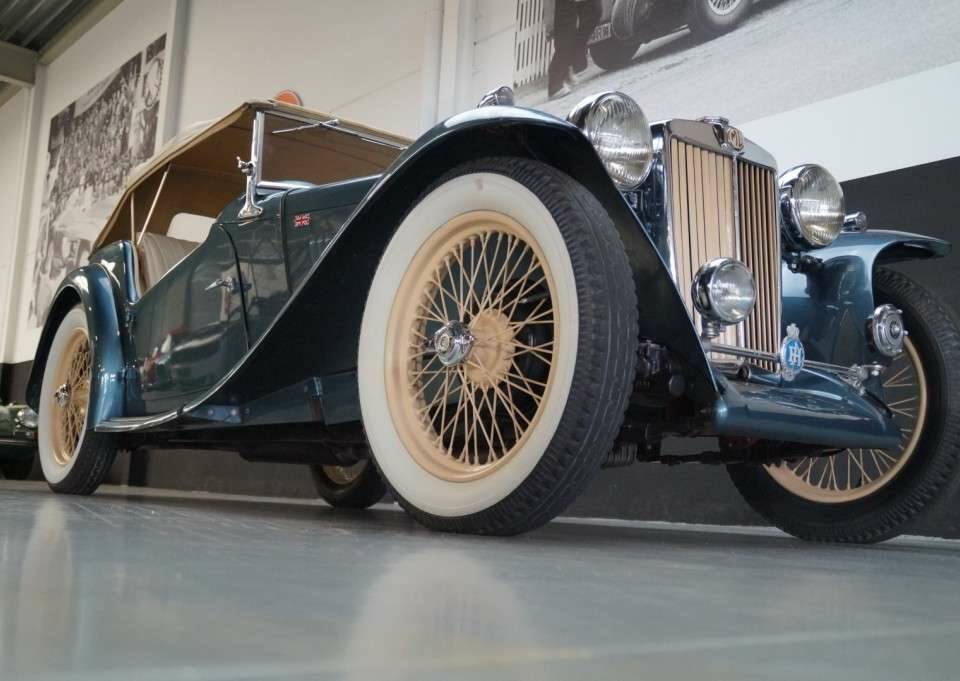 Image 21/50 of MG TC (1948)