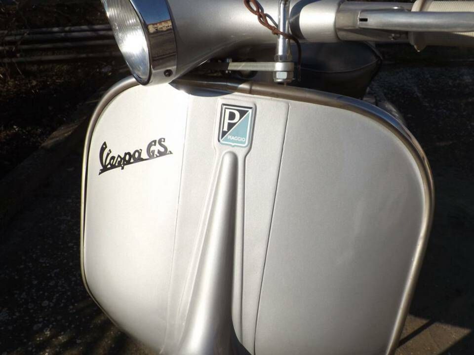 Image 10/37 of Piaggio Vespa 150 GS (1958)