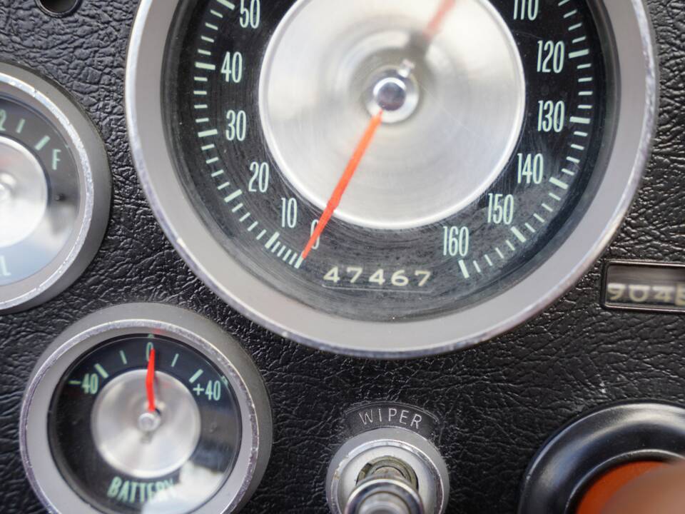 Immagine 44/50 di Chevrolet Corvette Sting Ray (1963)