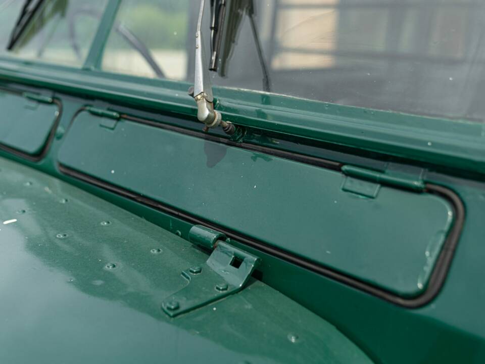 Bild 32/50 von Land Rover 88 Lightweight (1977)