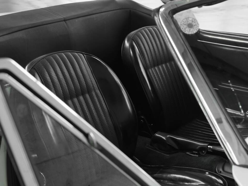 Image 36/50 of FIAT Dino Spider (1967)