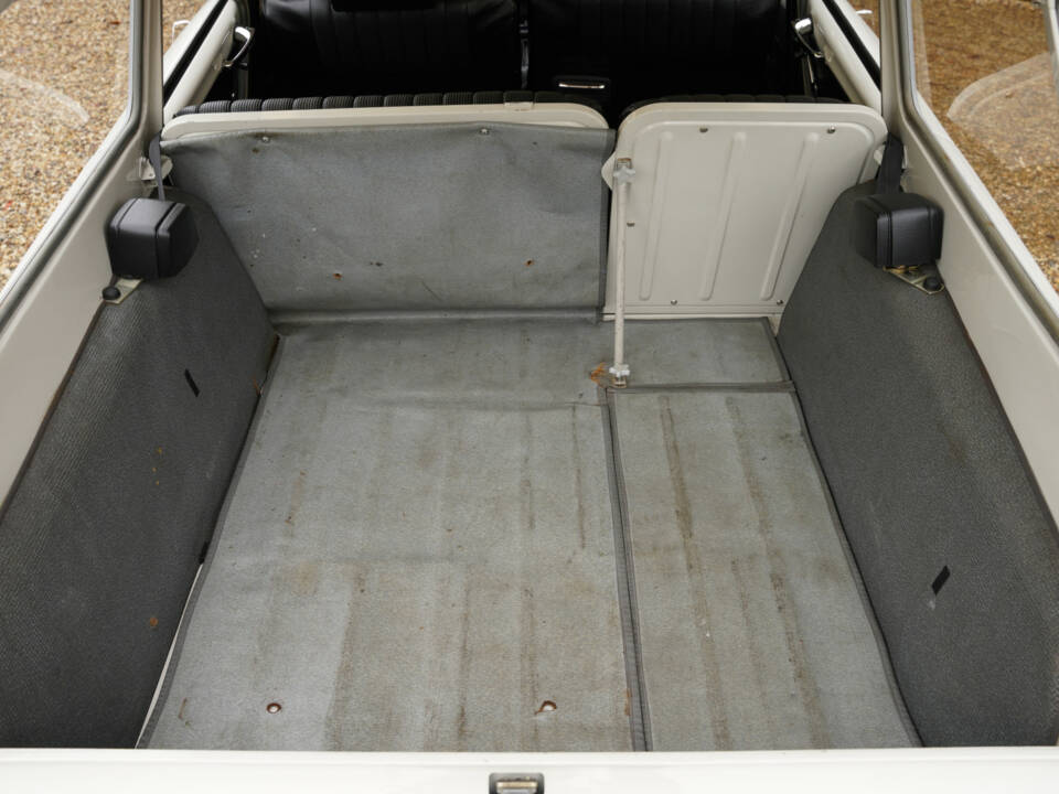 Image 9/50 de Citroën DS 20 Break (1973)