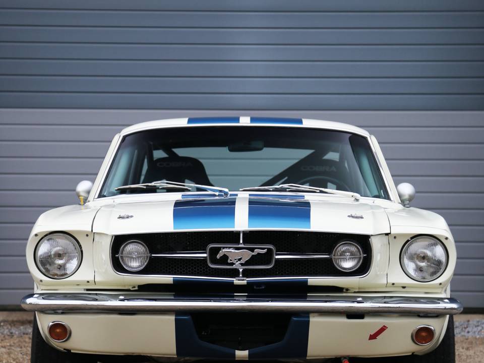 Image 15/48 of Ford Mustang 289 (1964)