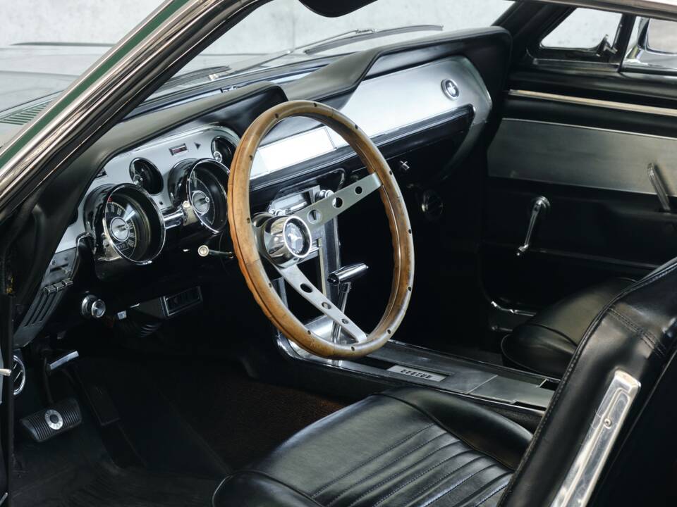 Image 46/50 of Ford Mustang 390 GTA (1967)