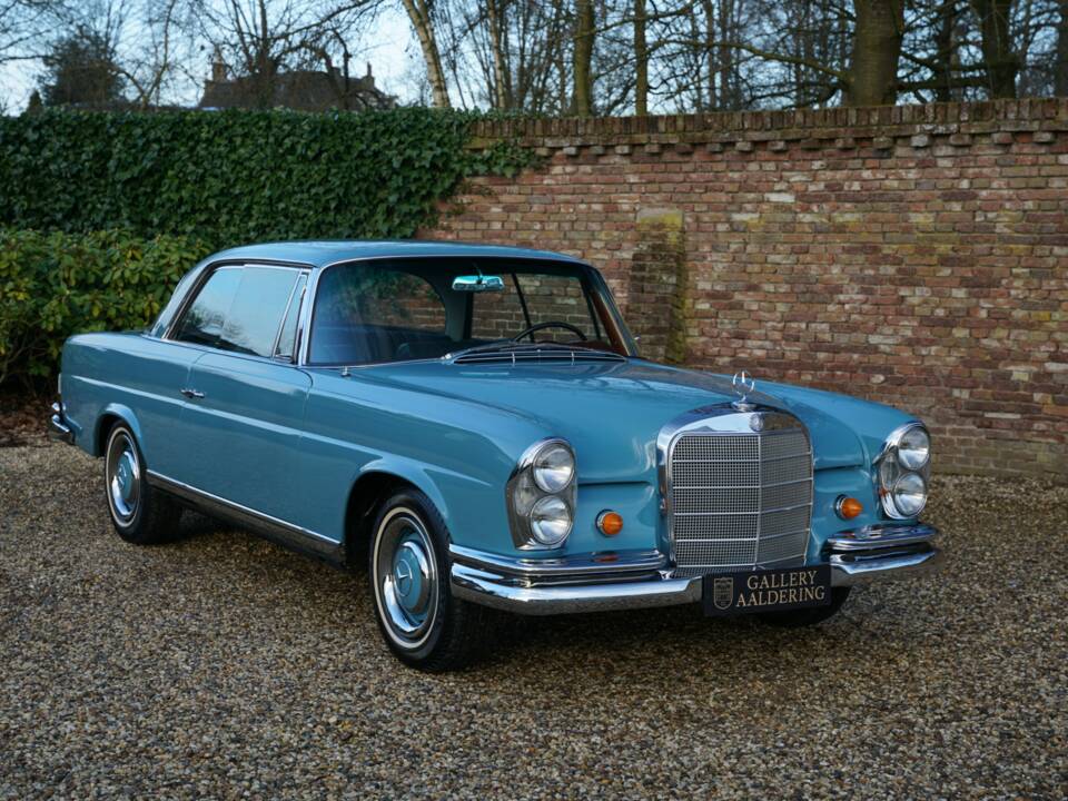 Bild 36/50 von Mercedes-Benz 250 SE (1967)