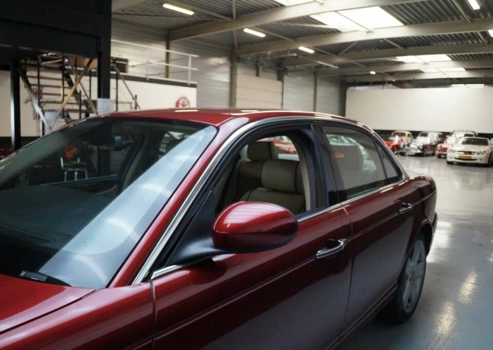 Bild 41/50 von Jaguar XJR Super V8 (2007)