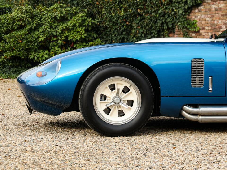 Afbeelding 14/50 van Shelby Daytona Cobra Coupe (1964)