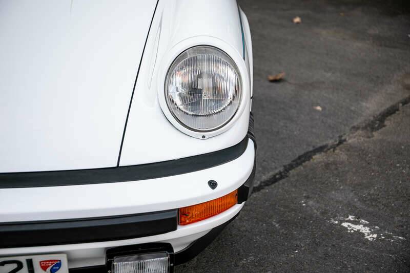 Image 25/31 of Porsche 911 SC 3.0 (1979)