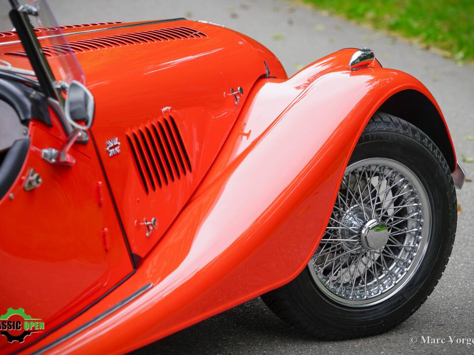 Image 30/49 of Morgan 4&#x2F;4 1600 (1986)