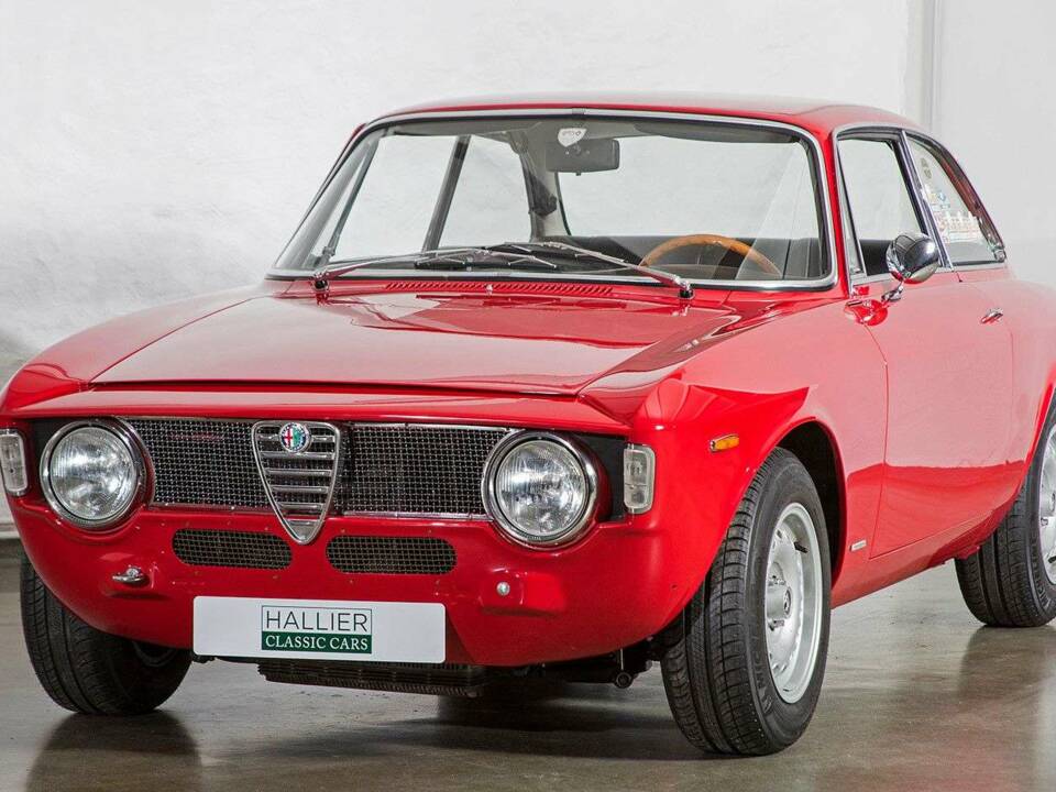 Immagine 8/31 di Alfa Romeo Giulia GTA 1300 Junior (1968)