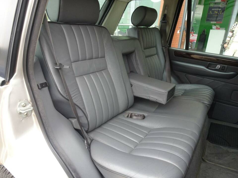Afbeelding 36/42 van Land Rover Range Rover 2.5 DSE (2000)