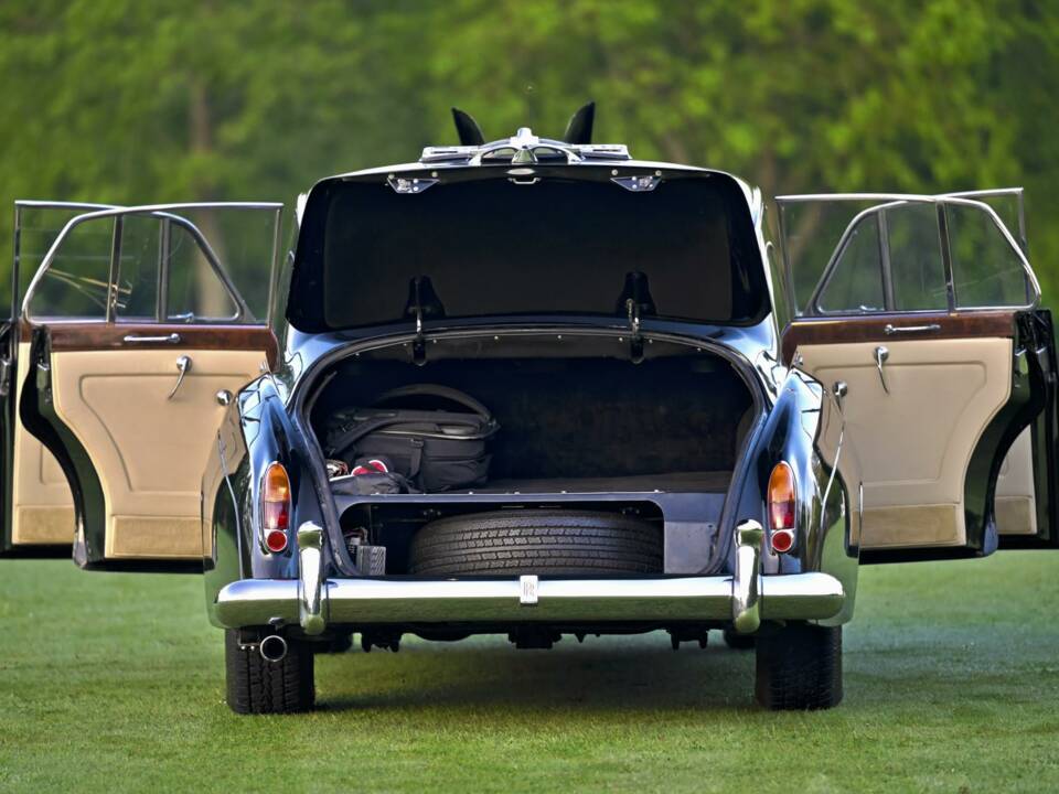Bild 23/50 von Rolls-Royce Silver Cloud I (1956)