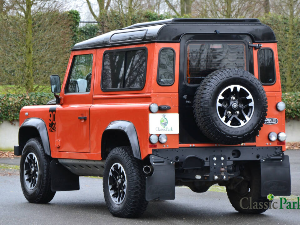 Bild 3/50 von Land Rover Defender 90 Autobiography (2015)