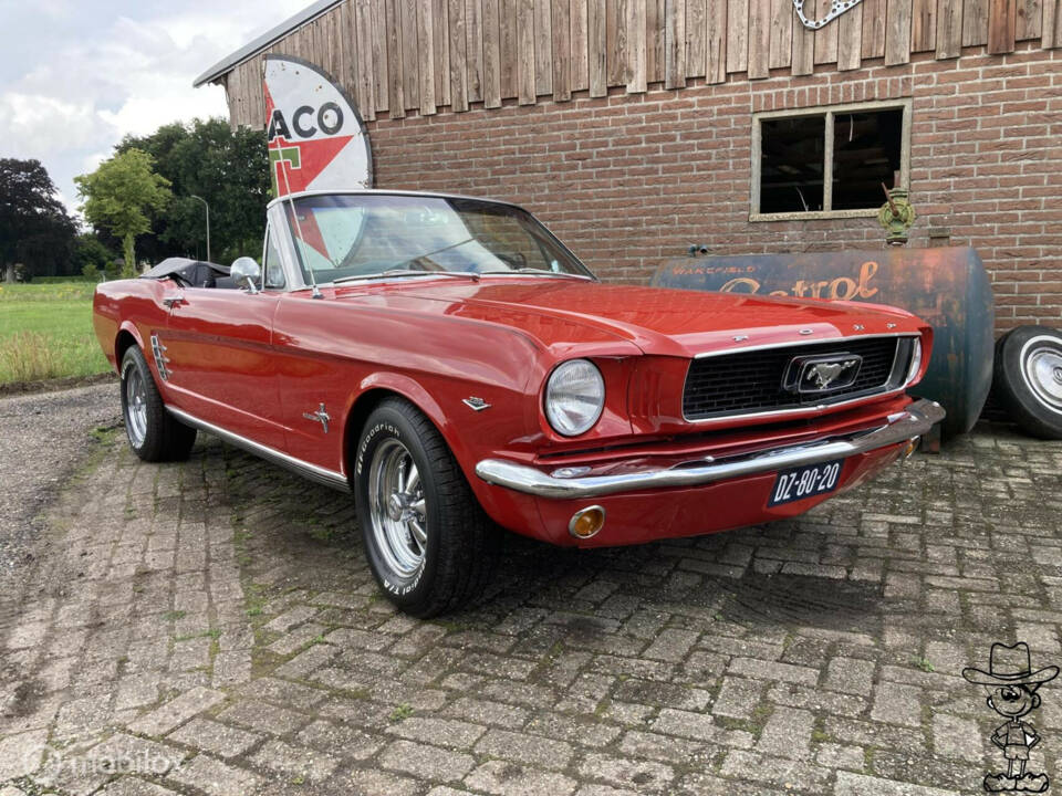Bild 2/50 von Ford Mustang 289 (1966)