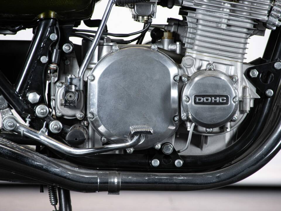 Image 32/50 of Kawasaki 900 Z1 (1974)