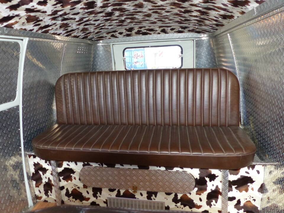 Bild 16/18 von Volkswagen T1 Kastenwagen (1963)