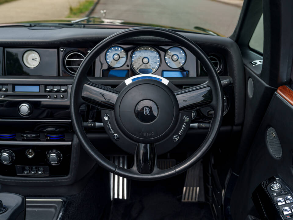 Immagine 19/29 di Rolls-Royce Phantom DHC (2008)