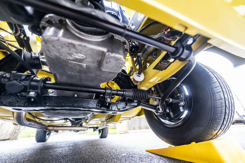 Image 44/50 of Ford Escort RS 2000 (1975)