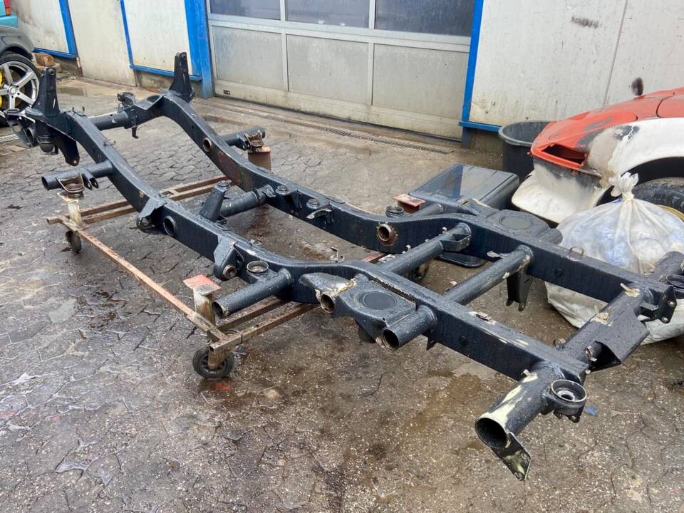 Immagine 24/26 di Mercedes-Benz 280 GE (kurz) (1988)