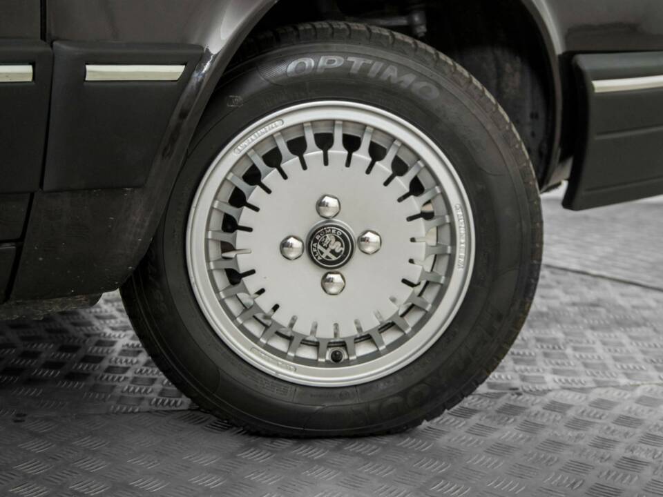 Image 43/50 of Alfa Romeo Alfasud 1.3 Sprint (1984)