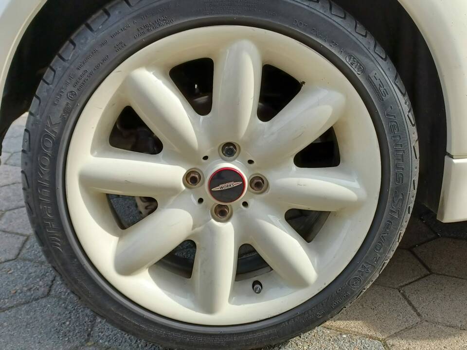 Image 7/9 of Mini Cooper S JCW (2004)