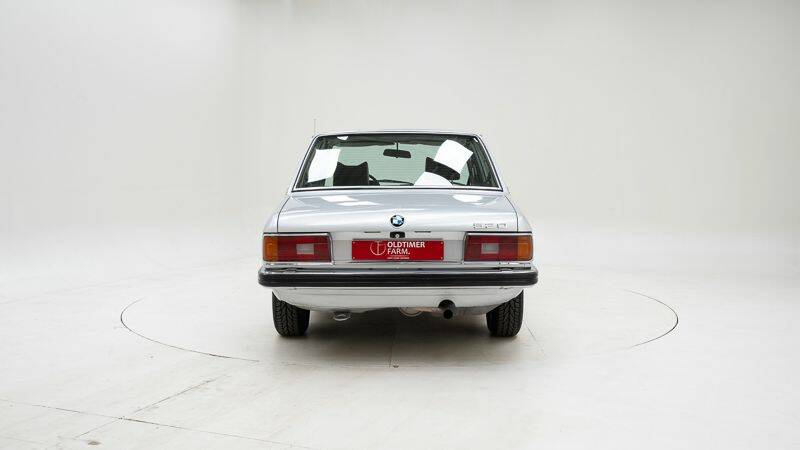 Image 8/15 of BMW 520/6 (1980)