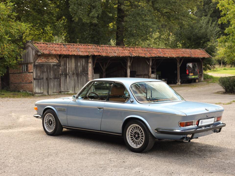 Image 5/73 of BMW 3.0 CSi (1973)