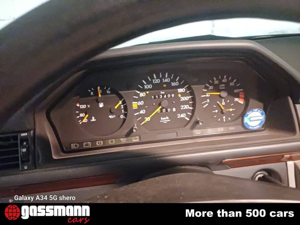 Imagen 13/14 de Mercedes-Benz E 220 T (1994)