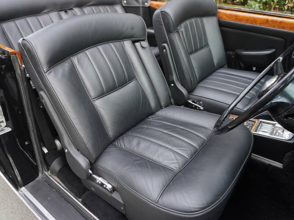 Image 10/20 of Rolls-Royce Corniche I (1971)