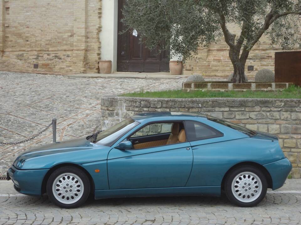 Afbeelding 7/27 van Alfa Romeo GTV 2.0 V6 Turbo (1998)