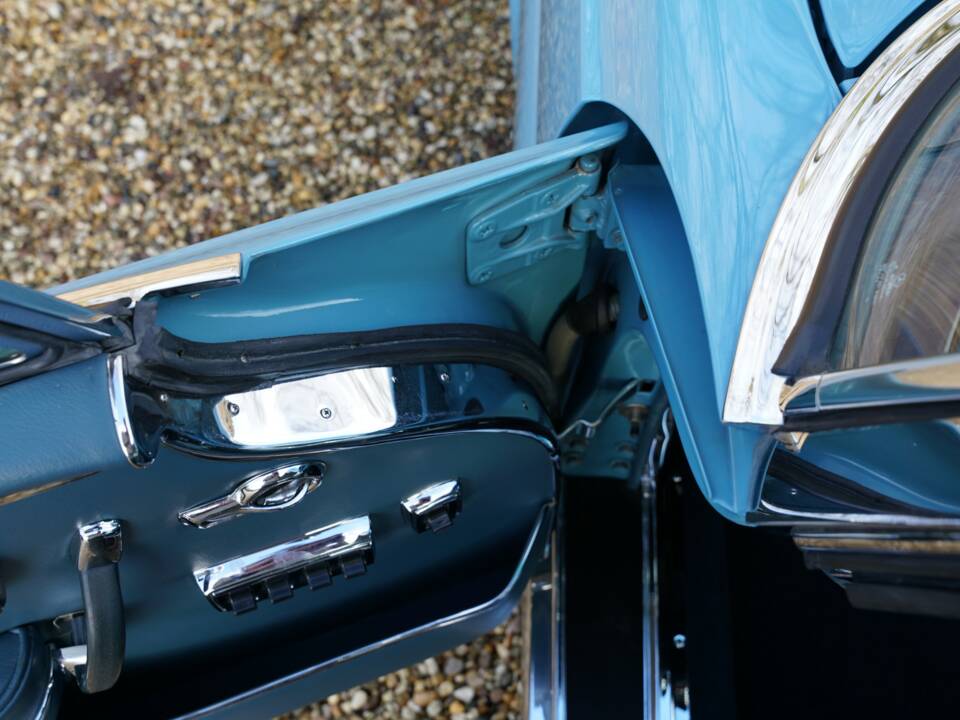 Bild 21/50 von Mercedes-Benz 250 SE (1967)