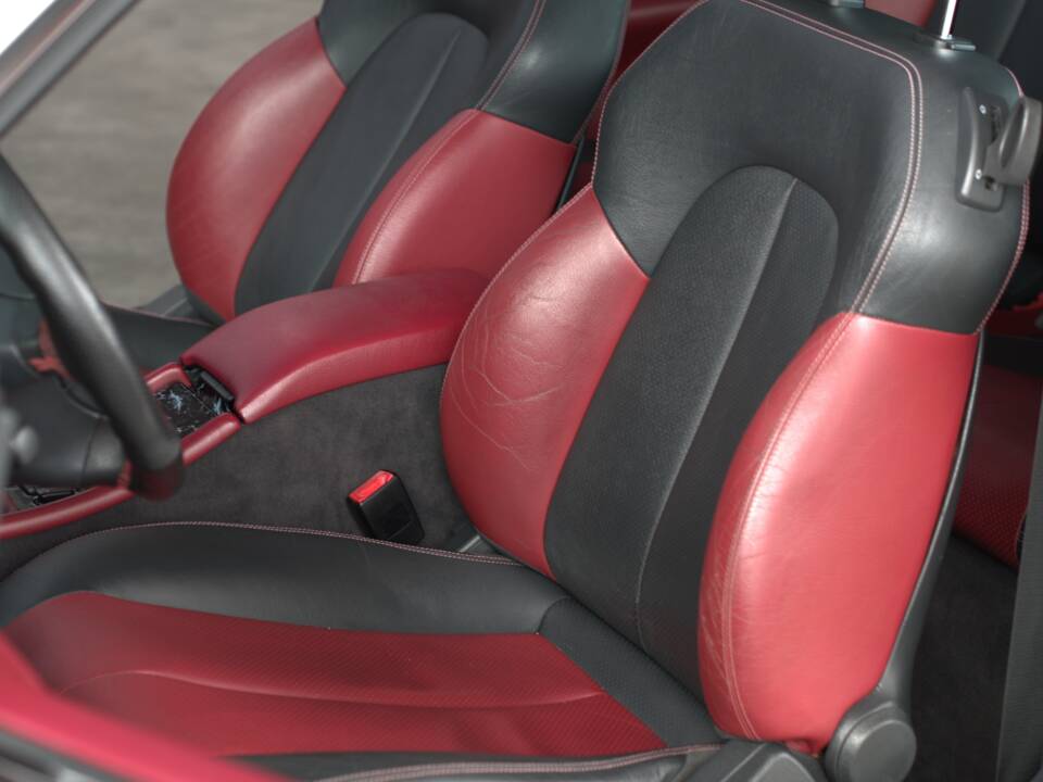 Image 21/28 of Mercedes-Benz CLK 200 Kompressor (2001)