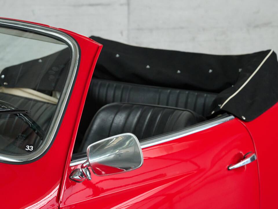 Image 6/50 of Volkswagen Karmann Ghia 1500 (1971)
